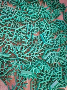 KNEX 150 GREEN 4 Position Connectors K’Nex - Picture 1 of 2
