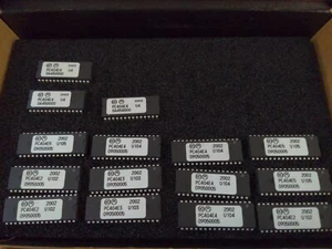 Konvolut 15 ATMEL Chips - Bild 1 von 1