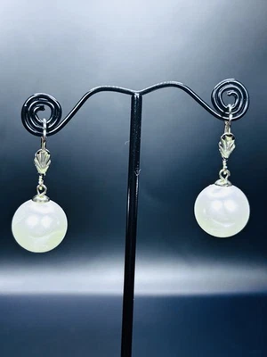 High Quality Beautiful Stainless Steel Gold Plated Dangle Pearl Earrings - Image 1 of 4