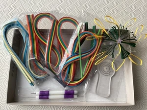 Bastelzubehör Quilling ,in kräftigen Farben, Schablone,Pinzette ,Nadeln, Muster - Bild 1 von 2