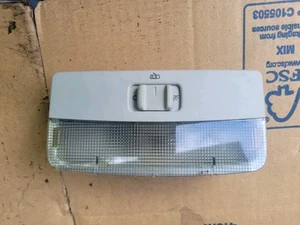 SKODA FABIA MK1 6Y FRONT INTERIOR COURTESY MAP LIGHT UNIT 1Z0947105 - Picture 1 of 3