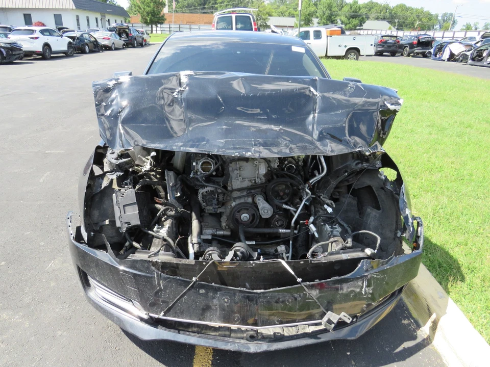 Cadillac ATS 2016-2018 guantera negro azabache H2G OEM 23189383 Foto 1 de 4