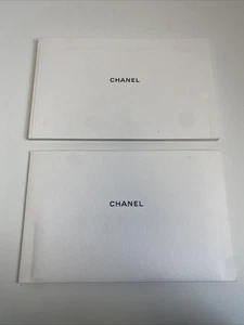 Chanel Care Libretto Le Sac Libretto Icone per Borse Classiche - Foto 1 di 8
