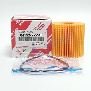 Filtro olio originale Toyota Yaris motore diesel D-4D 2,2 L e 2,0 L OEM 04152-YZZA8 - Foto 1 di 1