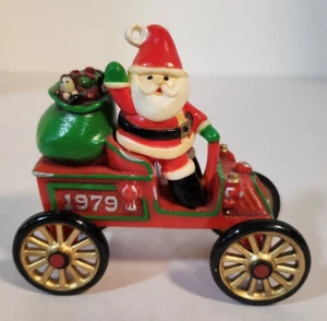 De colección Here Comes Santa 1979 Santa's Motorcar Sello Adorno Vagón Sin Caja - Imagen 1 de 9