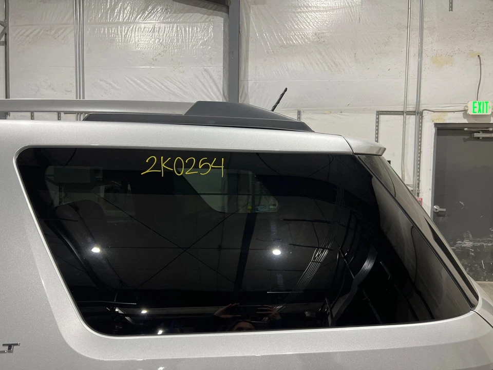 2013 - 2017 GMC Acadia Driver LH Left Quarter Window Glass - Imagem 1 de 1