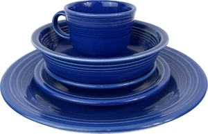 Fiesta Sapphire Blue 5 Pc Place Setting By Homer Lauglin China Co. 1996 - NOS