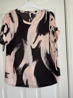 Топ Farhi от Nicole Farhi розовый и черный мазок с собранными в рюш рукавами большой - Изображение 1 из 4