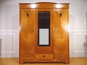 HANNIS ANTIQUE STORE / JUGENDSTIL KLEIDER - WÄSCHE SCHRANK EICHE FURNIER / 01 - Bild 1 von 8