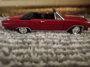 Saico 1965 Chevy Chevell SS 396 Z-16 1:24 Scale Diecast Model Car CONVERTIBLE - Picture 1 of 24