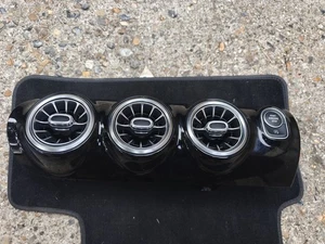 Mercedes CLA 35 AMG W118 2019-2024 Centre Dashboard Air Vent Illuminated  - Picture 1 of 5