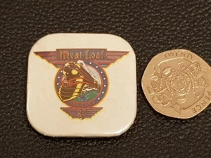 Vintage Original MEAT LOAF 1983 Concert World Tour Pin Badge 32mm Heavy Rock - Picture 1 of 4