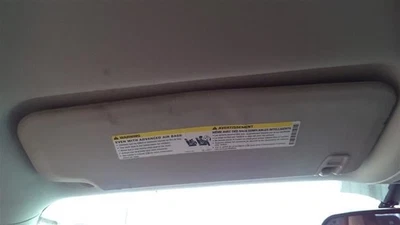 Driver Left Sun Visor Without Illumination Fits 07-14 SUBURBAN 1500 104020772 Foto 1 de 4