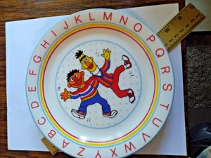 VINTAGE SESAME STREET PORCELAIN ALPHABET PLATE BERT and ERNIE JMP MARKETING - Picture 1 of 5