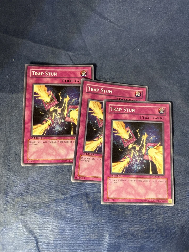 Yugioh: 3x Trap Stun - RGBT-EN071 - Common - 1st Ed - NM - Image 1 of 2