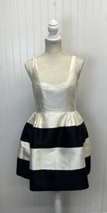 Chloe & Reese Kleid aus 100 % Seide marineblau/weiß gestreift Gr. 4 - Bild 1 von 9