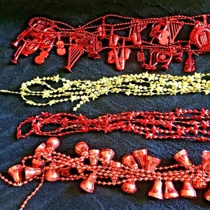 Lote Mixto 4 Hilos de Navidad Vintage Árbol Decoración Rojo Oro Campanas Estrellas Música - Imagen 1 de 8