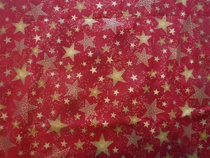18 x 18 Christmas Pillow Cover Red With Gold Stars On Home Décor Fabric - Picture 1 of 1