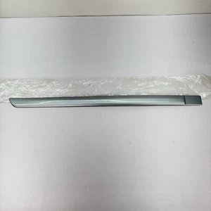 2015-2019 SUBARU OUTBACK REAR RIGHT PASS SIDE DOOR MOLDING TRIM OEM - Picture 1 of 4