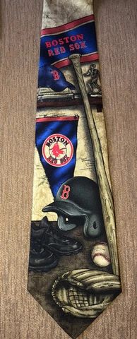 Boston Red Sox   MLB Neck Tie Eagles Wings Sport 100% Silk Excellent Condition Cover