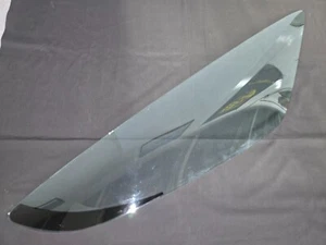 NICE USED ORIGINAL PORSCHE 928 RIGHT REAR GREEN SEKURIT QUARTER WINDOW GLASS #8 - Picture 1 of 6