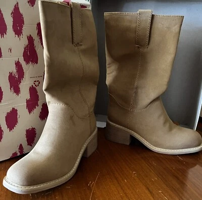 Dolce By Mojo Moxy Bounty Camel Suede Western Boot Sz 6M - Image 1 of 4