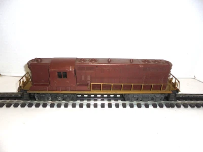 LIONEL POSTWAR O GAUGE DIESEL TRAIN ENGINE - Image 1 of 4
