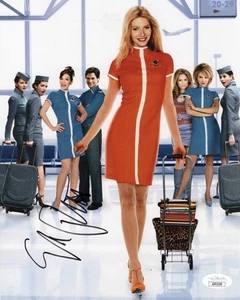 FLASH SALE! Gwyneth Paltrow SUPER SEXY Signed Autographed 8x10 Photo JSA COA! - Picture 1 of 2