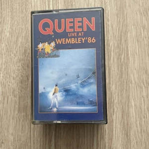 QUEEN - LIVE AT WEMBLEY '86 - QUEEN MUSIC/ EMI - 1992 UK  - 2 CASSETTE TAPE SET - Picture 1 of 3