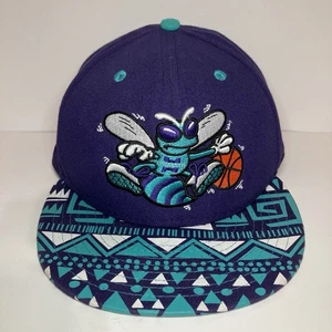 New Era 9Fifty NBA Charlotte Hornets Snapback Mütze Cap One Size Stickerei Hornet - Bild 1 von 9