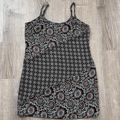 Vestido Xhilaration Negro Floral Playa/Natación Cubre o Mini-Ajustable Correas Talla Pequeña  Foto 1 de 4