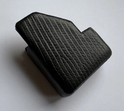 Estuche recortado encendedor de cuero negro genuino St. Dupont Ligne 1 (pequeño) - Imagen 1 de 4