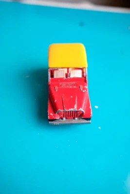 Original MAJORETTE JEEP Rouge Blanc Jaune N° 266 1/54 France - Photo 1/4