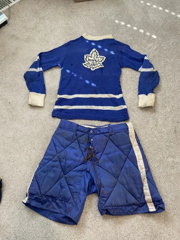 RARE Toronto Maple Leafs Jersey/sweater Youth XSmall And Pants 1950 Cover