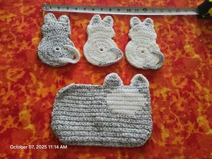 Gestrickte Katzenfamilie. 4 Stück - Bild 1 von 7
