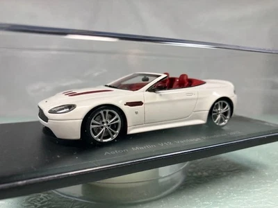Auto sportiva Aston Martin V12 Vantage Roadster 2012 edizione limitata - Immagine 1 di 4