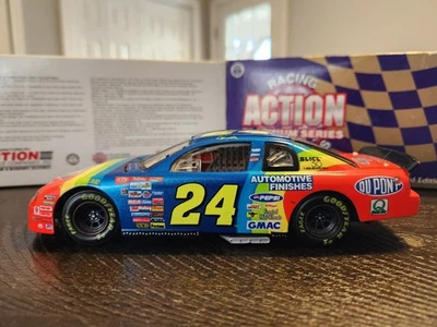 Jeff Gordon 1998 DuPont Rainbow Nascar 1/24 Diecast Action #24 estándar Foto 1 de 4