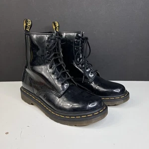 Dr. Doc Martens Women’s Size 8 Black Leather Platform Combat Boots 1460W - Picture 1 of 14