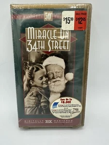 New/Sealed Miracle on 34th Street (VHS, 1997, 50th Anniv.Edition) Gold Hard Case - Picture 1 of 4