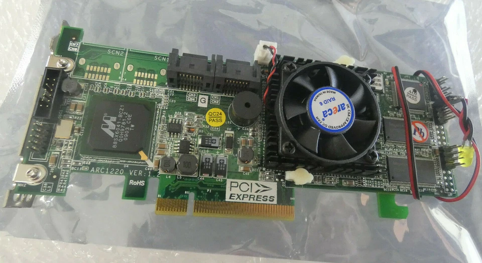 Areca ARC-1220-X4 4 port SATA II RAID Adapter card PCIe x8 - Image 1 of 4