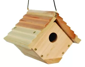 Audubon Traditional Wren House Wooden Bird House Outdoor Nesting Box - Picture 1 of 3