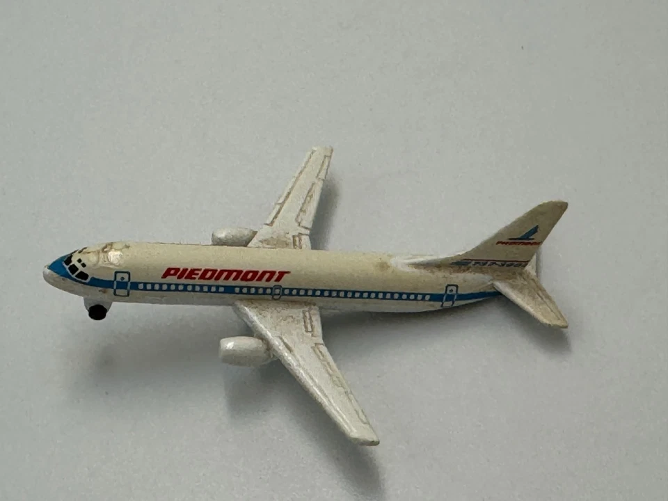 Modelo de avión Schabak 931/84 Piedmont Fokker F28-4000 Foto 1 de 1