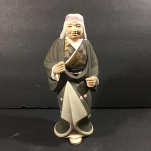 Statuina bambola Hakata Urasaki donna anziana 8,5" Giappone non comune - Foto 1 di 8