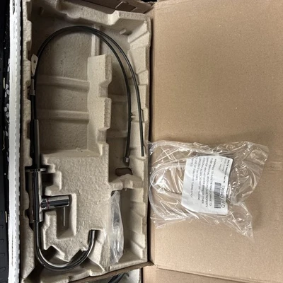 Dispensador de agua caliente instantánea redondo contemporáneo Delta cromado 1930LF-H Foto 1 de 4