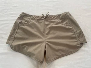Magellan Outdoors Fish Gear Shorts Youth Size XL Pockets Elastic Kaki - Picture 1 of 6
