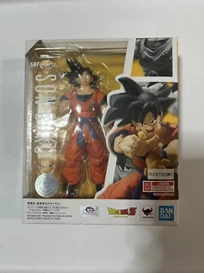 Sh Figuarts Goku Saiyan Criado en la Tierra Dragon Ball Z - Imagen 1 de 2
