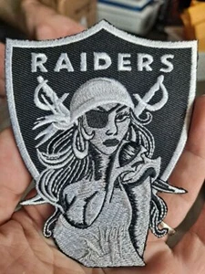 (1) NFL OAKLAND RAIDERS Patch Iron On Patch - Picture 1 of 1