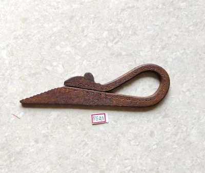 19c Antique Unique Shape Iron Fire Striker Flint Old Collectible FS23 - Image 1 of 4