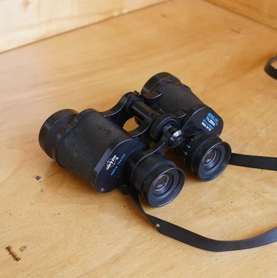 Swift Aerolite 7x35 Wide Angle Binoculars 500ft at 1000yds - Image 1 of 4