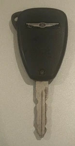 Chrysler Remote Head Keyfob 4B Trunk OEM KOBDT04A MINT! - Picture 1 of 2